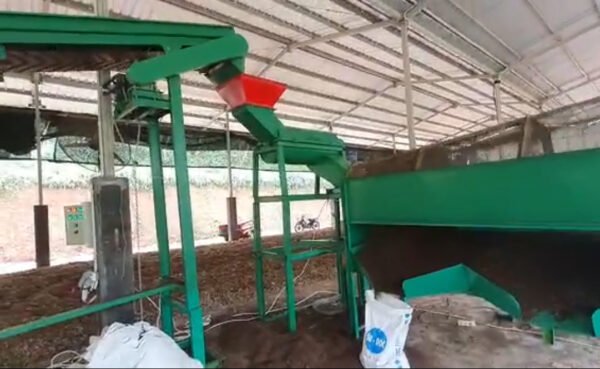 Mesin Pupuk Limbah Ayam (4)